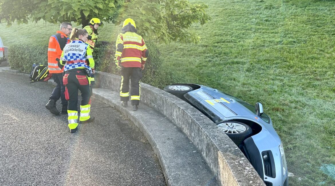 Einsatztraining «Verkehrsunfall» im Rettungsdreieck